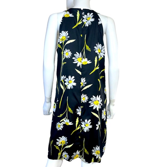 Donna Morgan | Daisy Print Dress - Picture 6 of 10
